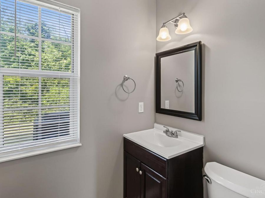 5574 Regimental Place, Cincinnati, OH 45239 Photo 20
