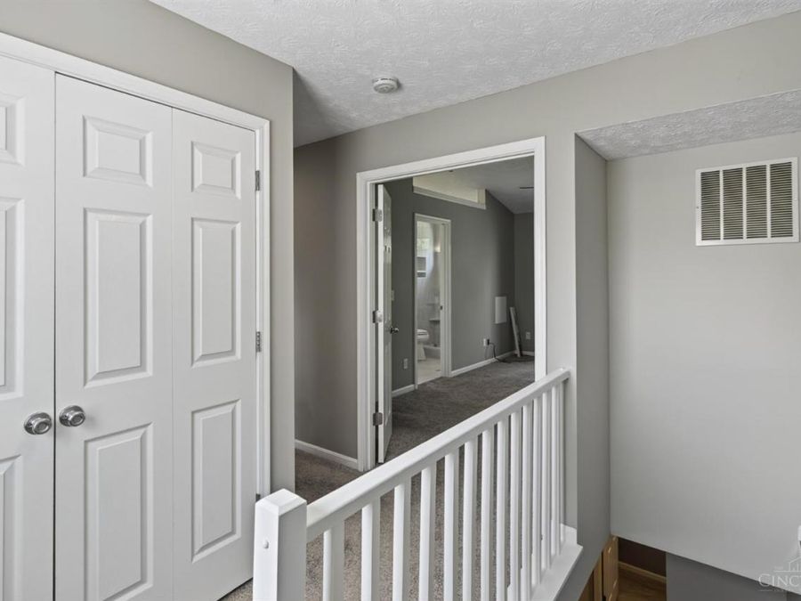 5574 Regimental Place, Cincinnati, OH 45239 Photo 21