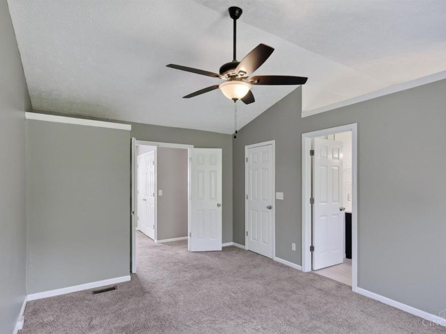 5574 Regimental Place, Cincinnati, OH 45239 Photo 25