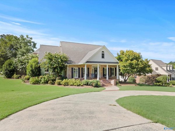 5547 Grist Mill Lane, Guntersville, AL 35976