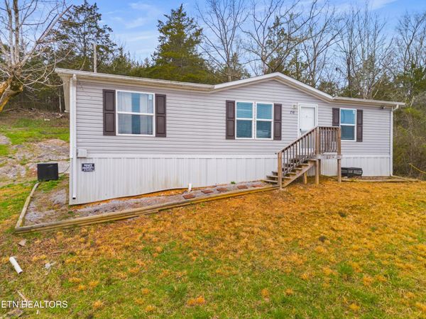 210 Blue Top Rd, Tazewell, TN 37879