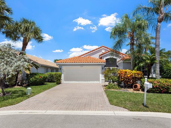 5320 Glenville Drive , Boynton Beach, FL 33437