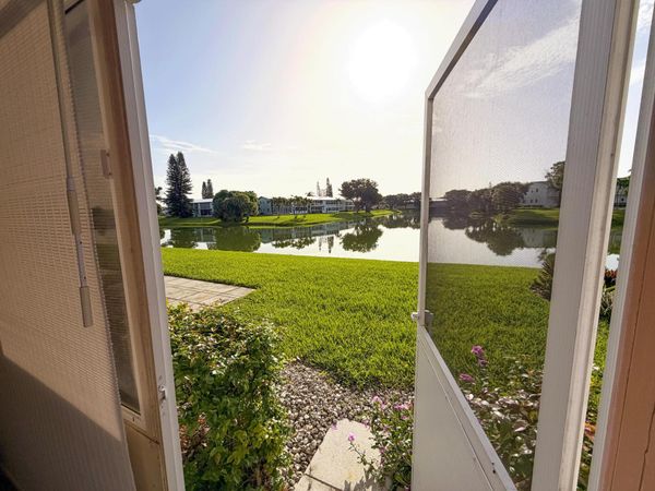 29 BERKSHIRE B , West Palm Beach, FL 33417