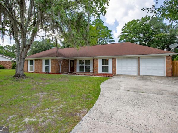 210 West General Screven Way, Hinesville, GA 31313
