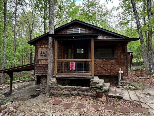 99 Roxie Ln. , Greers Ferry, AR 72067