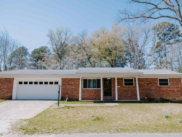 239 25th N , Arkadelphia, AR 71923