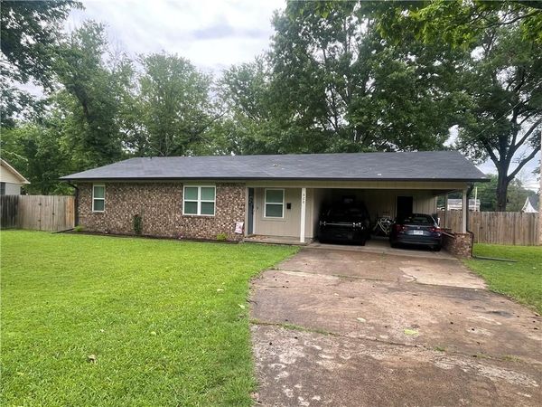 820 N Miller , Clarksville, AR 72830