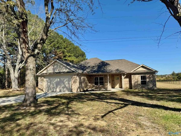 8369 State Line Road, Taft, TN 38488