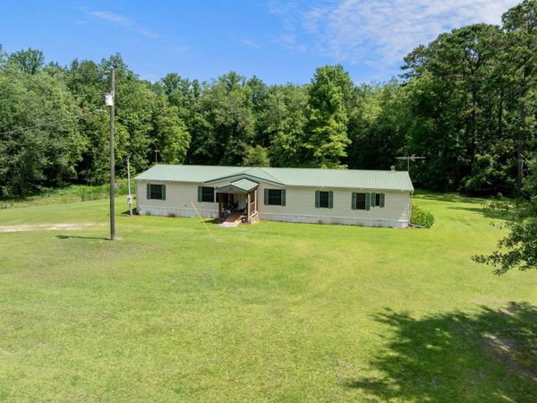 238 Walker Hill, Sumrall, MS 39482