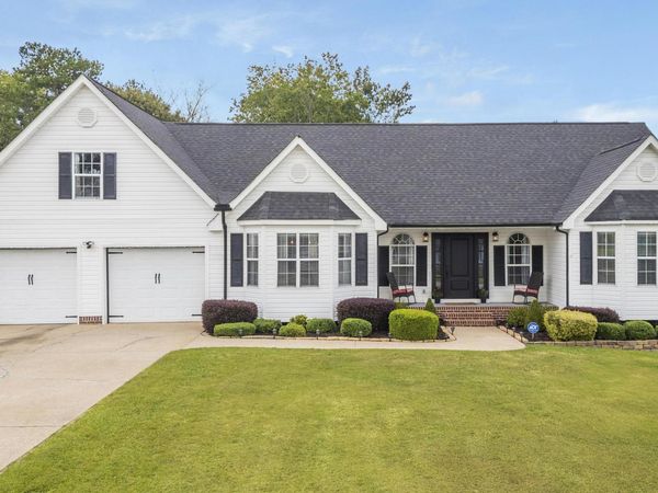 8885 River Cove Drive, Harrison 37341