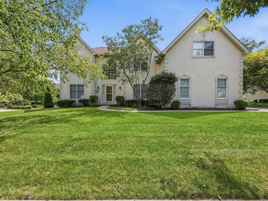 4823 Vista Ridge Drive , Dublin, OH 43017 Photo 1