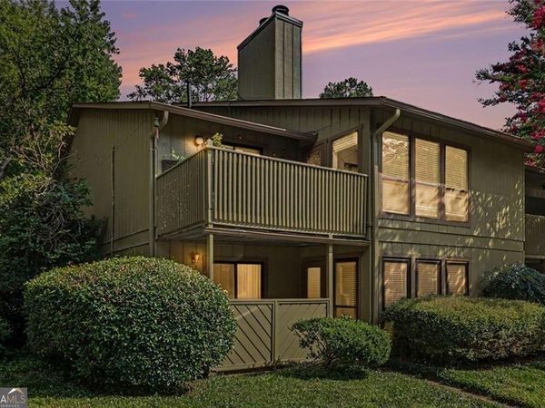 101 Dunbar Drive, Dunwoody, GA 30338