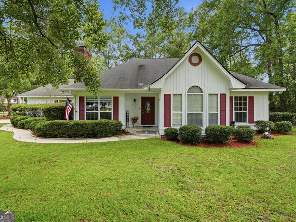 203 S Topi Trail, Hinesville, GA 31313
