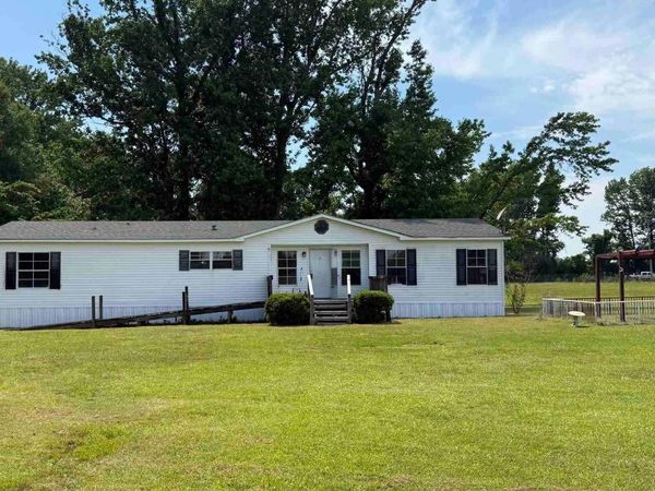 344 McFadden , Austin, AR 72007