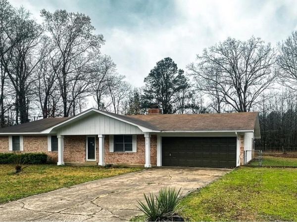 2914 Wren , Pine Bluff, AR 71603