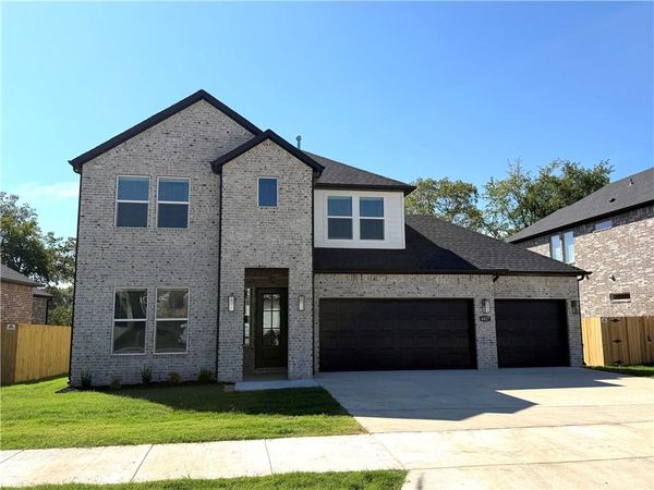 4827 W Allium Street , Fayetteville, AR 72704