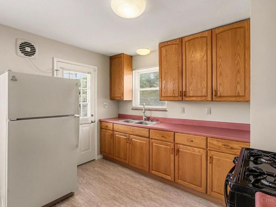 8893 Monsanto Drive, Springfield Township, OH 45231 Photo 7