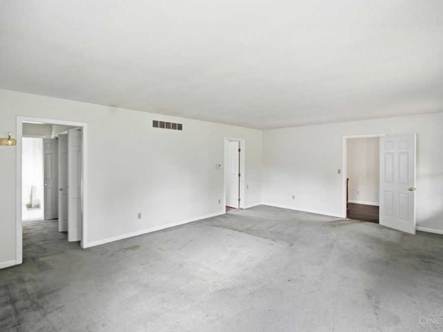 1925 Greenpine Drive, Springfield Township, OH 45231 Photo 27
