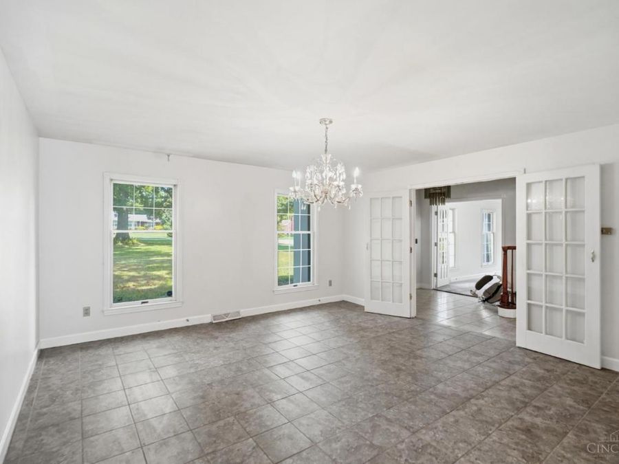 1925 Greenpine Drive, Springfield Township, OH 45231 Photo 5