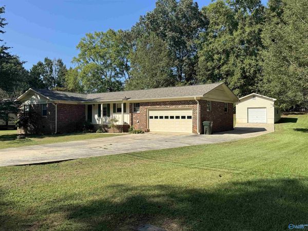 1010 Hood Avenue, Scottsboro, AL 35769
