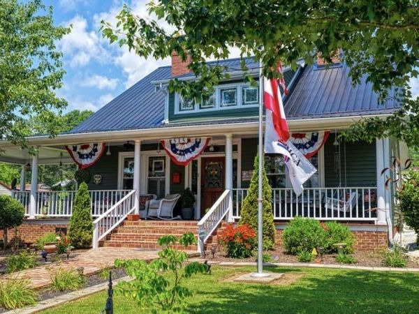 515 West Main Street, Rogersville, TN 37857
