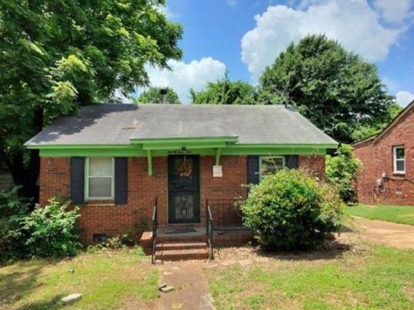 2065 FARRINGTON AVE, Memphis, TN 38109