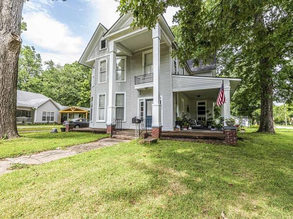 726 MAIN ST, Covington, TN 38019