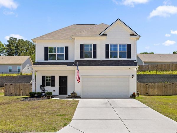 637 Collington Circle, Dalton 30721