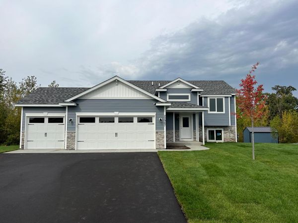 2566 Topaz Street , Saint Augusta, MN 56301