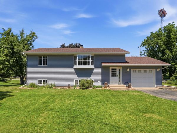 2227 Windsor Road , Saint Cloud, MN 56301