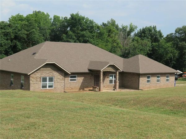 846 James Place , West Fork, AR 72774