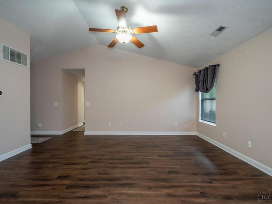 1413 Farrington Drive, Kettering, OH 45420 Photo 10