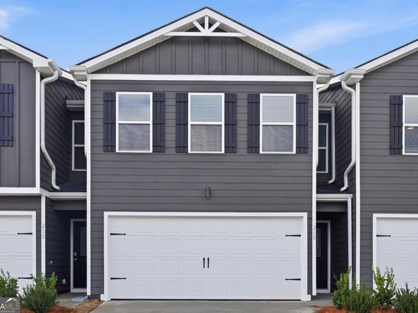 218 Norchester Avenue, Hogansville, GA 30230