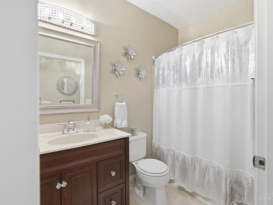 7464 Bridge Point Drive, Green Township, OH 45248 Photo 33