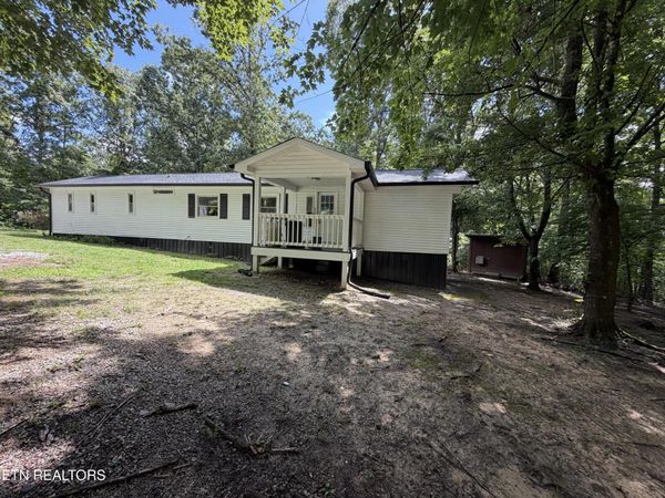 1004 Chestnut Ridge Rd, Spring City, TN 37381