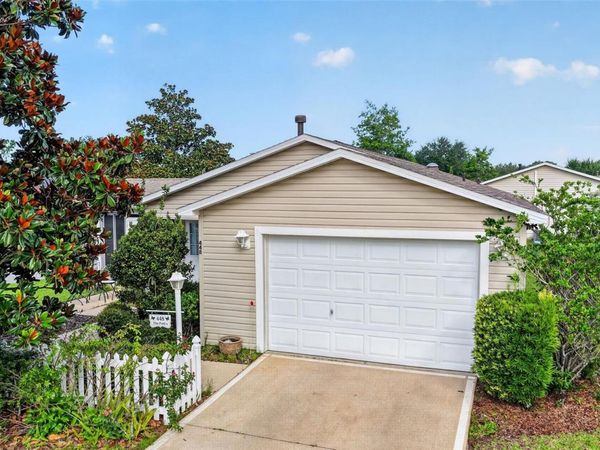 448 CANTERBURY COURT , THE VILLAGES, FL 32162