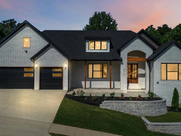 2005 Chaucer NE , Bentonville, AR 72712