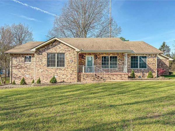 450 Crest Loop , Gassville, AR 72635