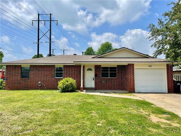 810 Gwen Street , Springdale, AR 72762