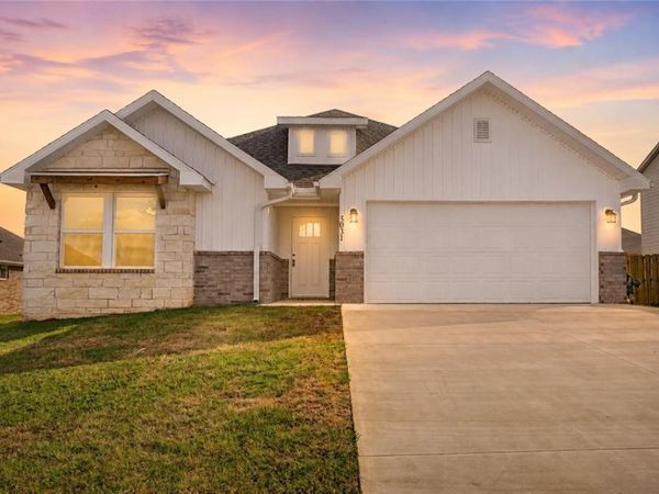 5031 Elk Valley Avenue , Springdale, AR 72762
