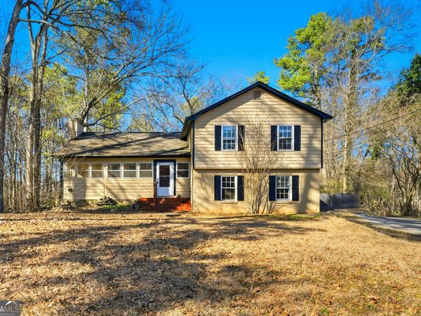 2653 Laurel Woods Lane SE, Conyers, GA 30094