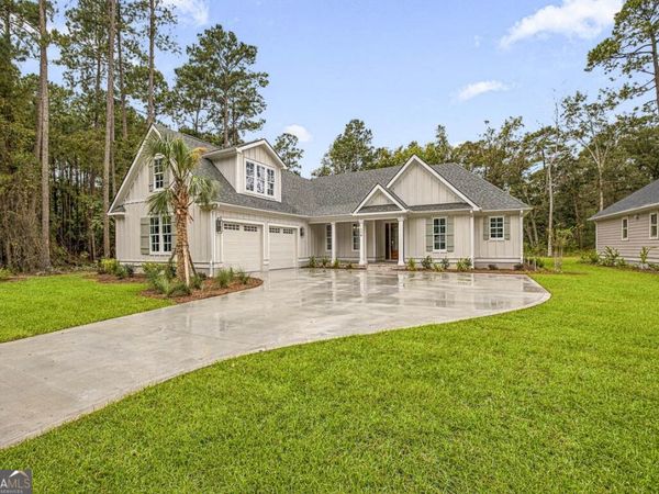 116 Eagle Crest Drive, Waverly, GA 31565