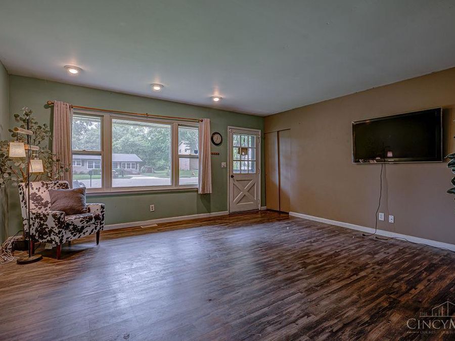 390 Timrick Place, Monroe, OH 45050 Photo 4