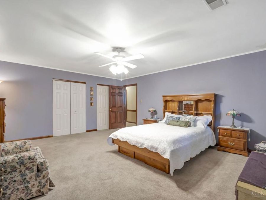5195 Deeridge Lane, Green Township, OH 45247 Photo 25