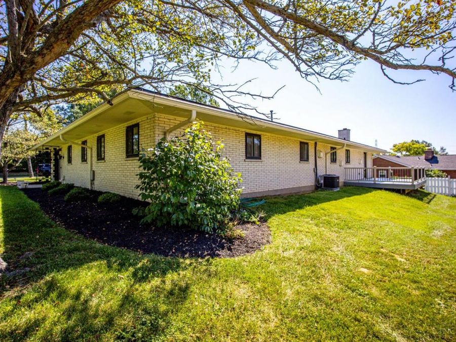 5195 Deeridge Lane, Green Township, OH 45247 Photo 30