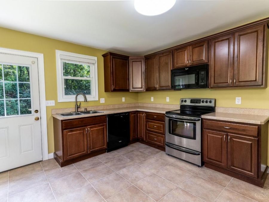 5506 Hubble Road, Colerain Township, OH 45247 Photo 11