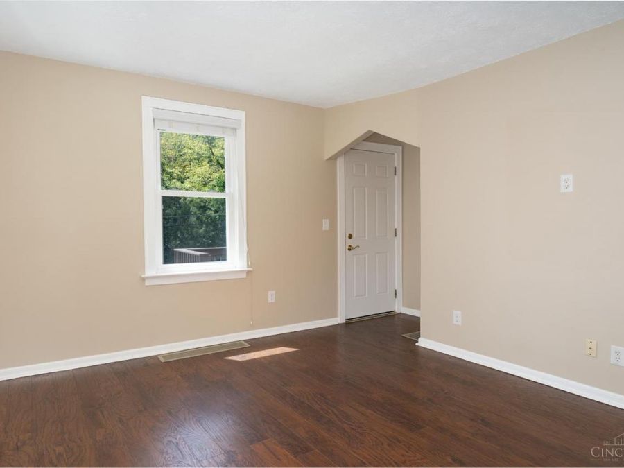 5506 Hubble Road, Colerain Township, OH 45247 Photo 2