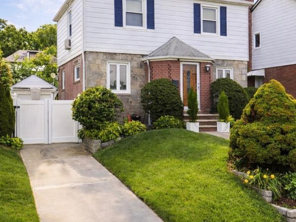 7321 182nd Street , Fresh Meadows, NY 11366