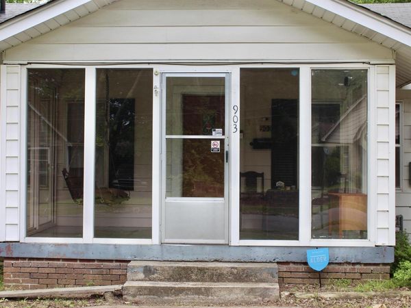 903 Sullenberger E , Malvern, AR 72104