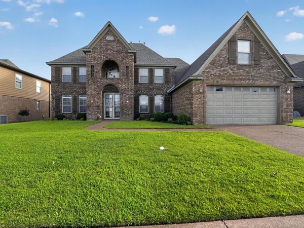 8480 OWLSWICK LN, Memphis, TN 38125